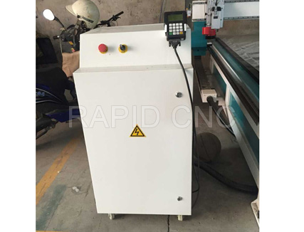 Fresadora CNC con ATC FTL-1325CC